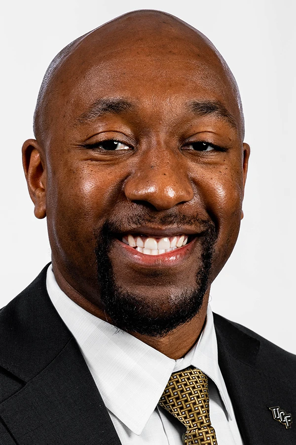 Portrait Headshot of Carlos McCants