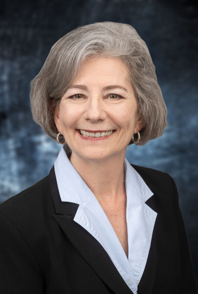 Portrait Headshot of Lee Williams Lopapa