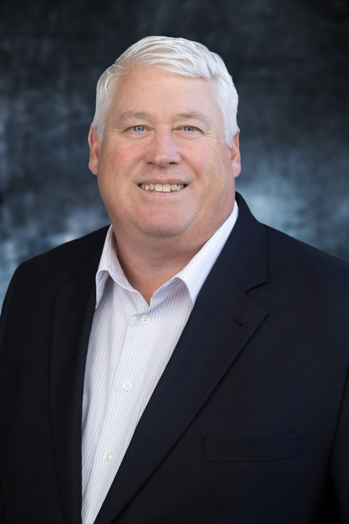 Portrait Headshot of Mark Wright